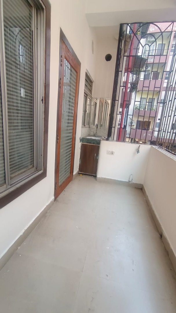 Semi Furnished 3bhk in Income Tax Colony Rd, Bongaon, Guwahati, Assam, India for Rent
